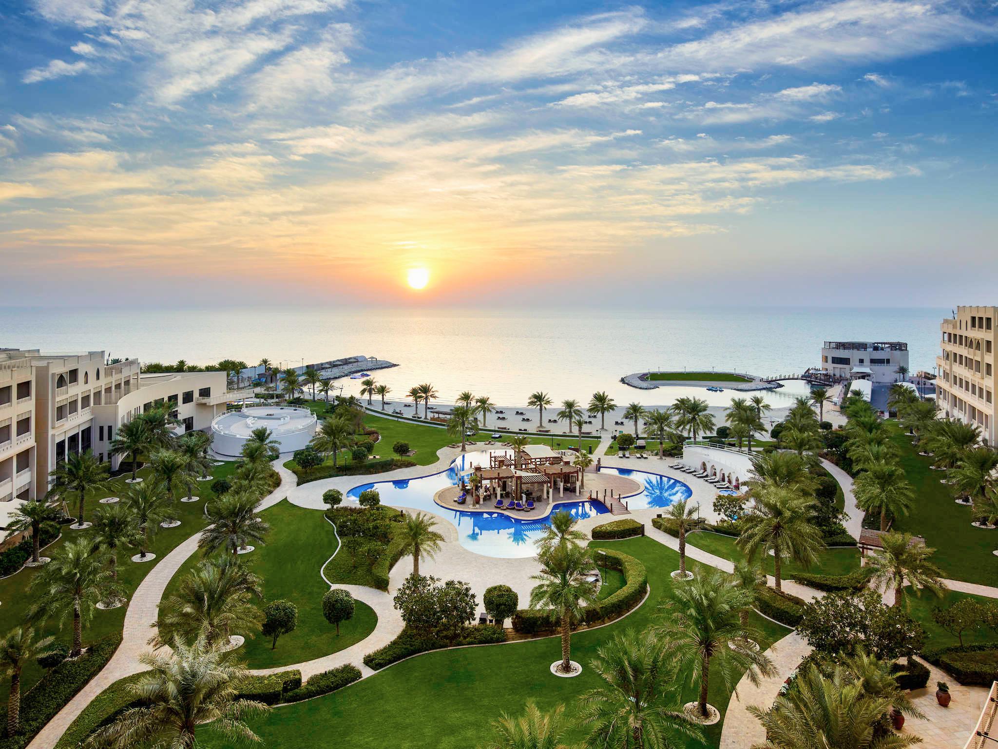 Отель Sofitel Bahrain Zallaq Thalassa Sea &amp; Spa