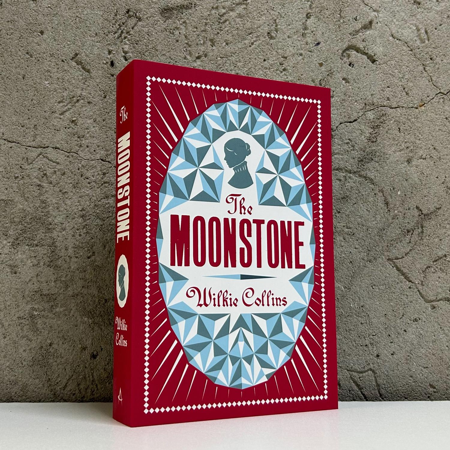 Зарубежные и российские издания, которые можно найти в «Фаланстере»