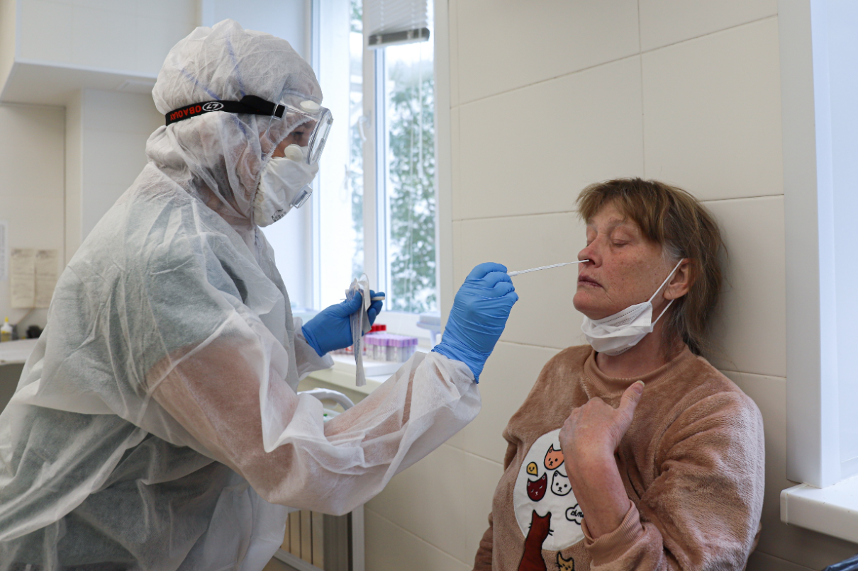 Стоимость тестов на коронавирус сильно разнится в разных лабораториях Тюмени.