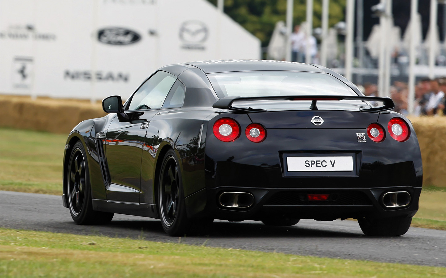 Nissan GT-R Spec V (R35), 2009 год