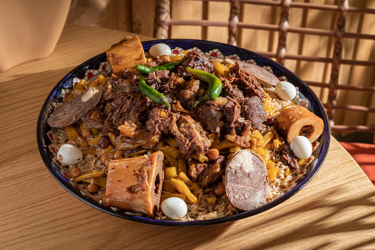 Спешл-подача плова в Lali