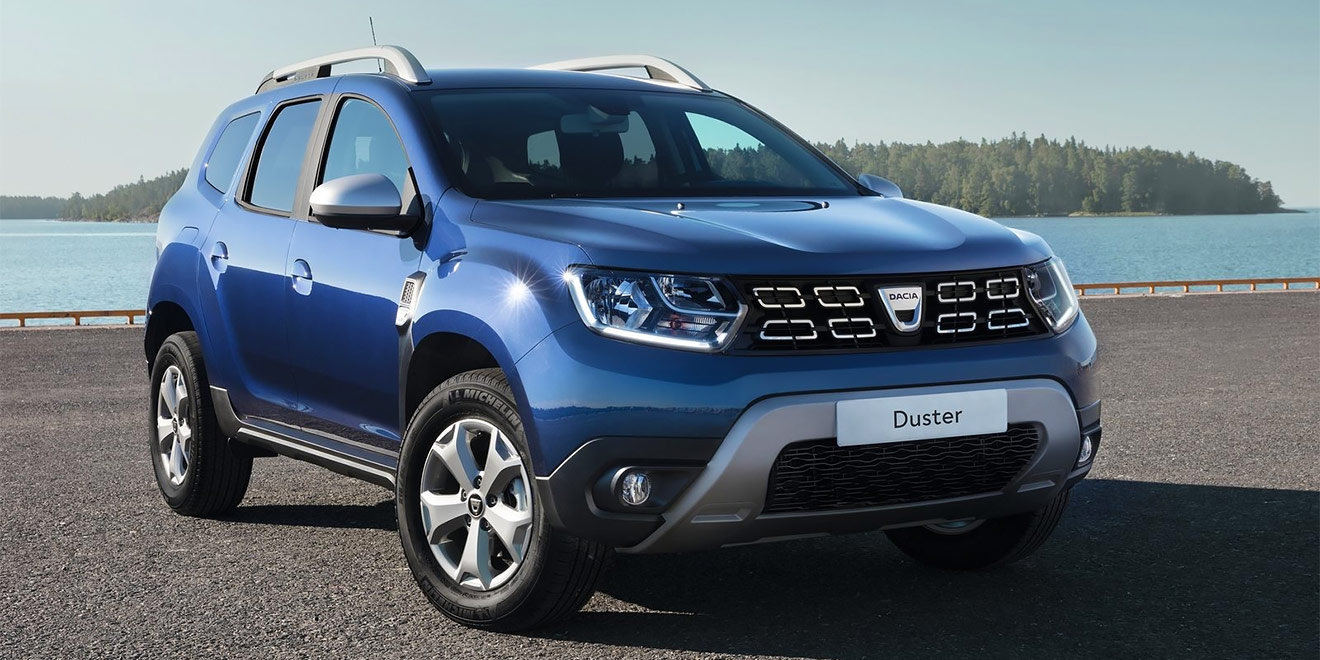 Новый Renault Duster показали на мотор-шоу во Франкфурте, а в начале года кроссовер под маркой Dacia начнут продавать в Европе. В России он появится позже, так как для нашего рынка ему потребуется адаптация. Кроме того, в Renault считают, что кроссовер нынешнего поколения еще не исчерпал свой потенциал. Известно, что список опций увеличится, а существующий четырехступенчатый &laquo;автомат&raquo; планируют заменить вариатором.