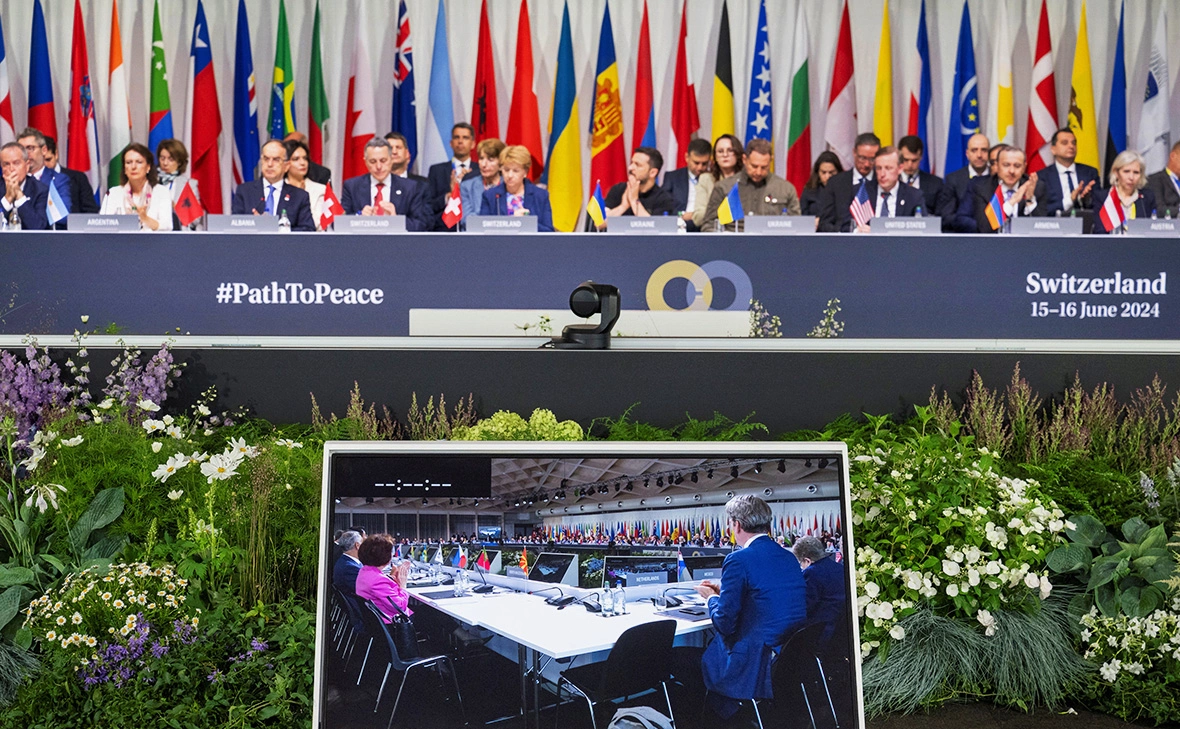 Urs Flueeler / Reuters