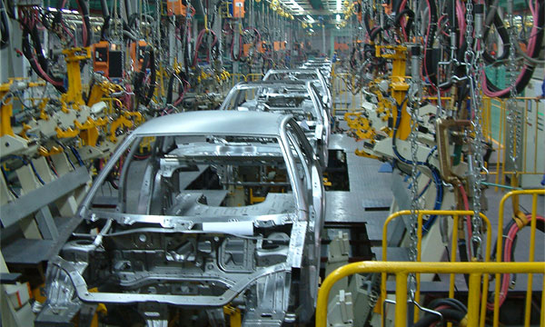 Забастовка рабочих GM обрушила канадский автопром