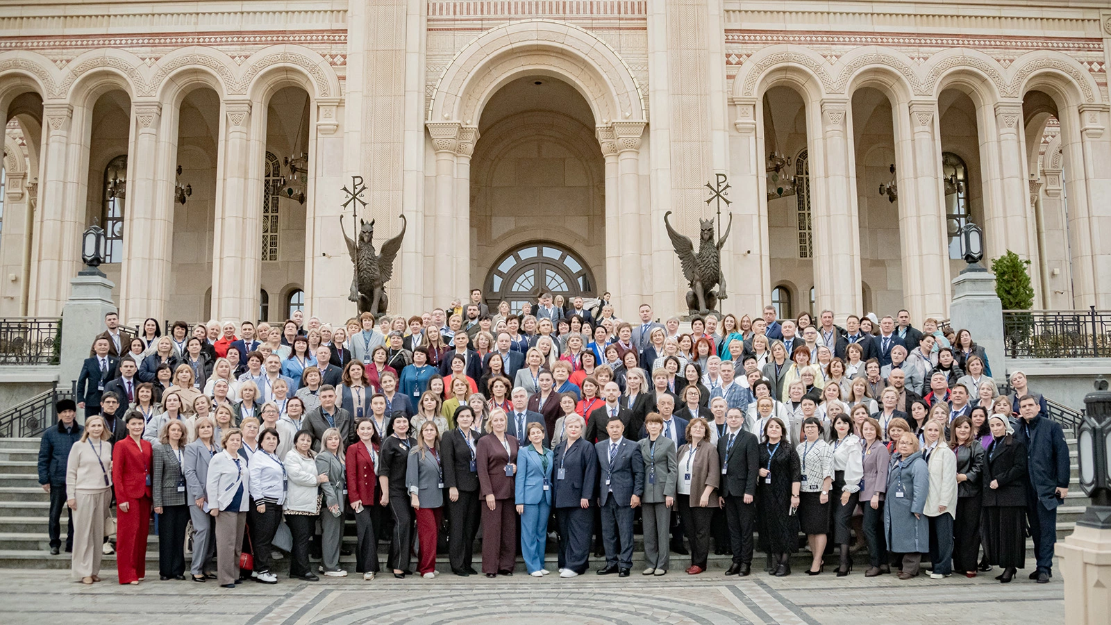 В Севастополе обсудили вызовы системе образования и воспитание в школах