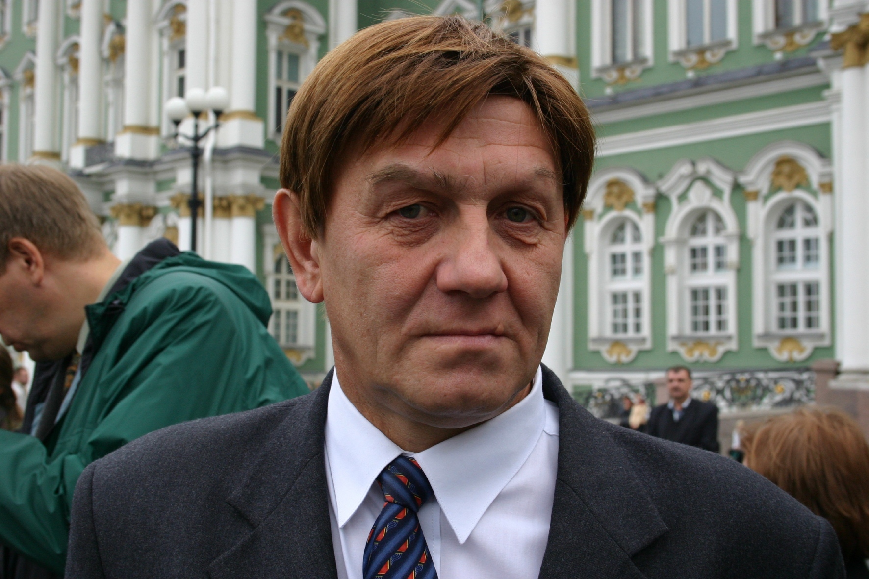 Бывший ректор Санкт-Петербургского Государственного университета сервиса и экономики Александр Викторов (убит в 2012 году).&nbsp;

&nbsp;