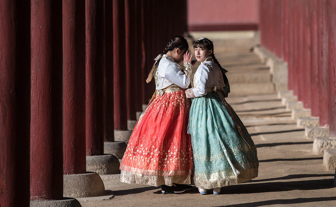 Carl Court / Getty Images