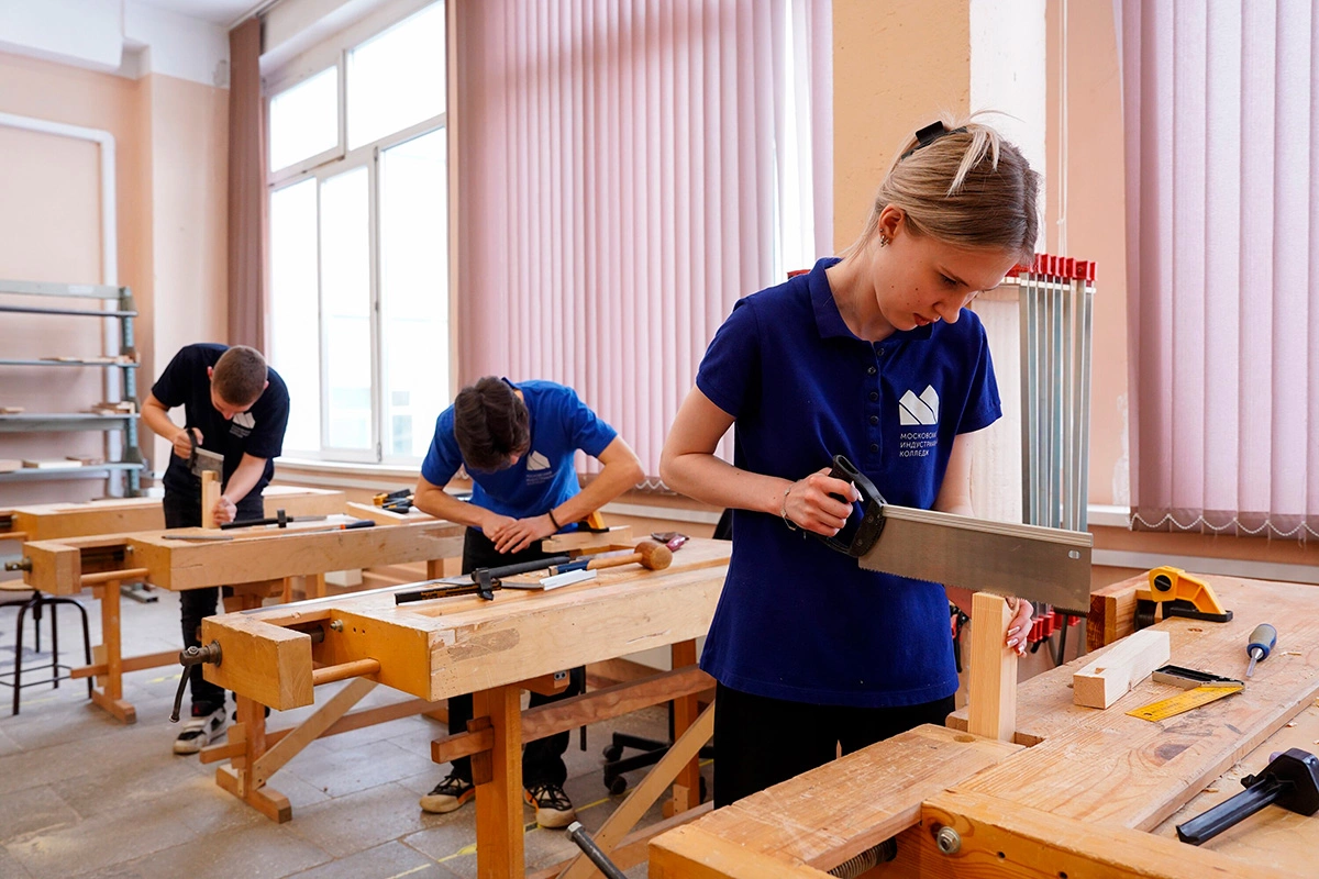 Мастерская столярно-плотничных работ в Московском индустриальном колледже