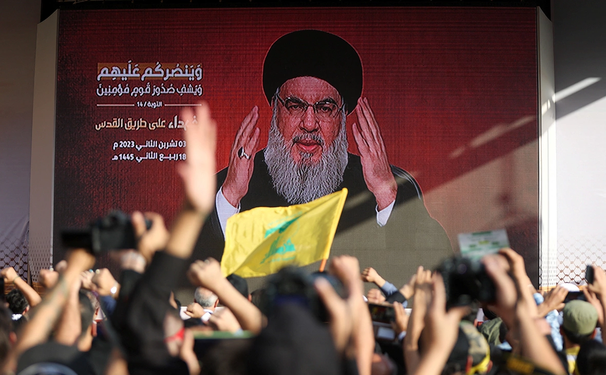 Mohamed Azakir  / Reuters