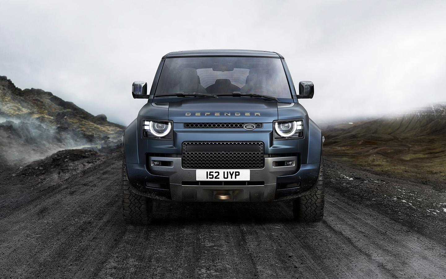 Land Rover представил обновленный Defender. Фото и основные изменения