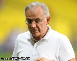 Главный тренер "Анжи" отправлен в отставку