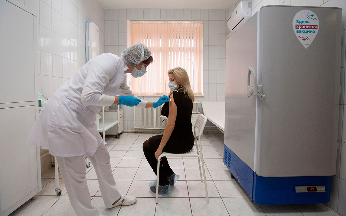 Кремль назвал «абсолютный приоритет» при вакцинации от коронавируса