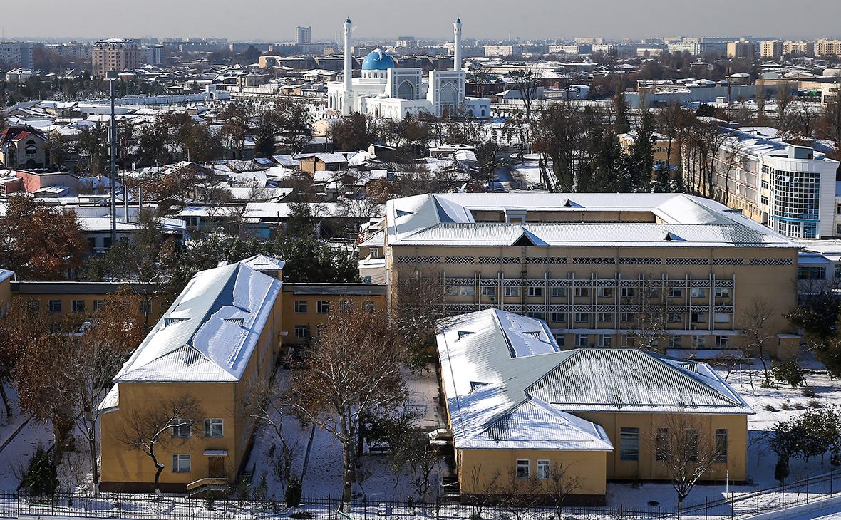 Президент Узбекистана уволил главу Ташкента за плохую подготовку к зиме