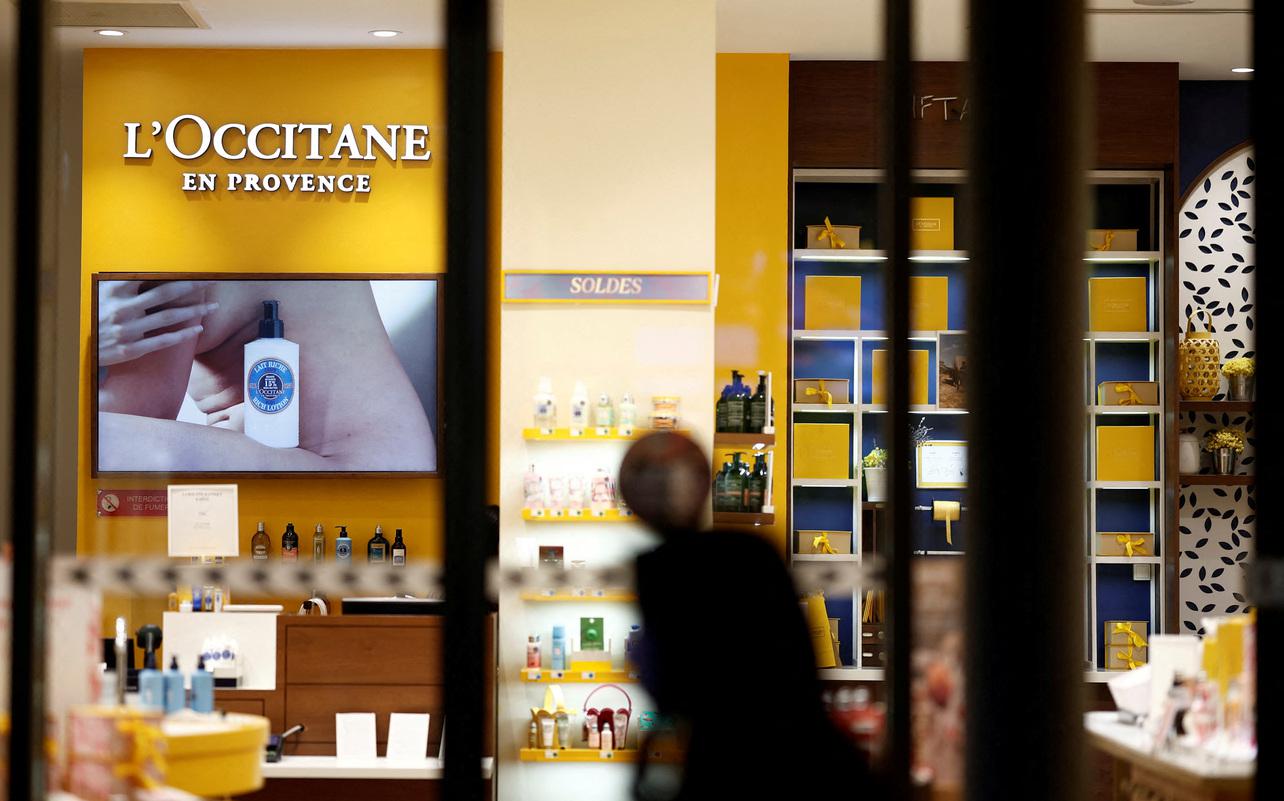 L'Occitane выкупит свои акции за $1,8 млрд и станет частной компанией