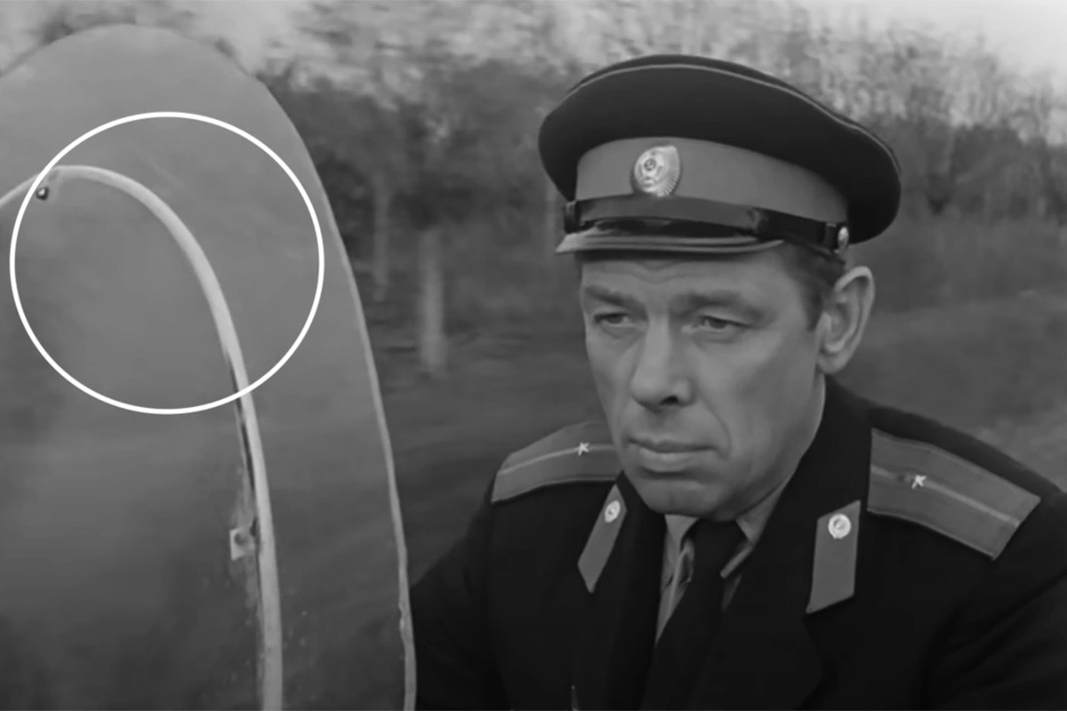 Кадр из фильма «Берегись автомобиля»