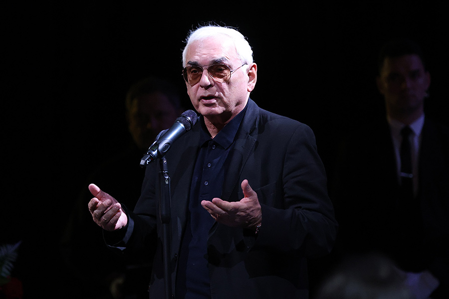 Карен Шахназаров