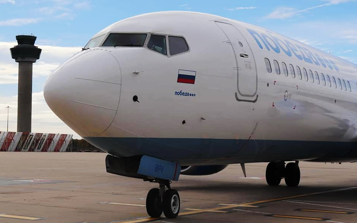 Самолет «Победы» вынужденно сел в Пулково из-за технической неисправности