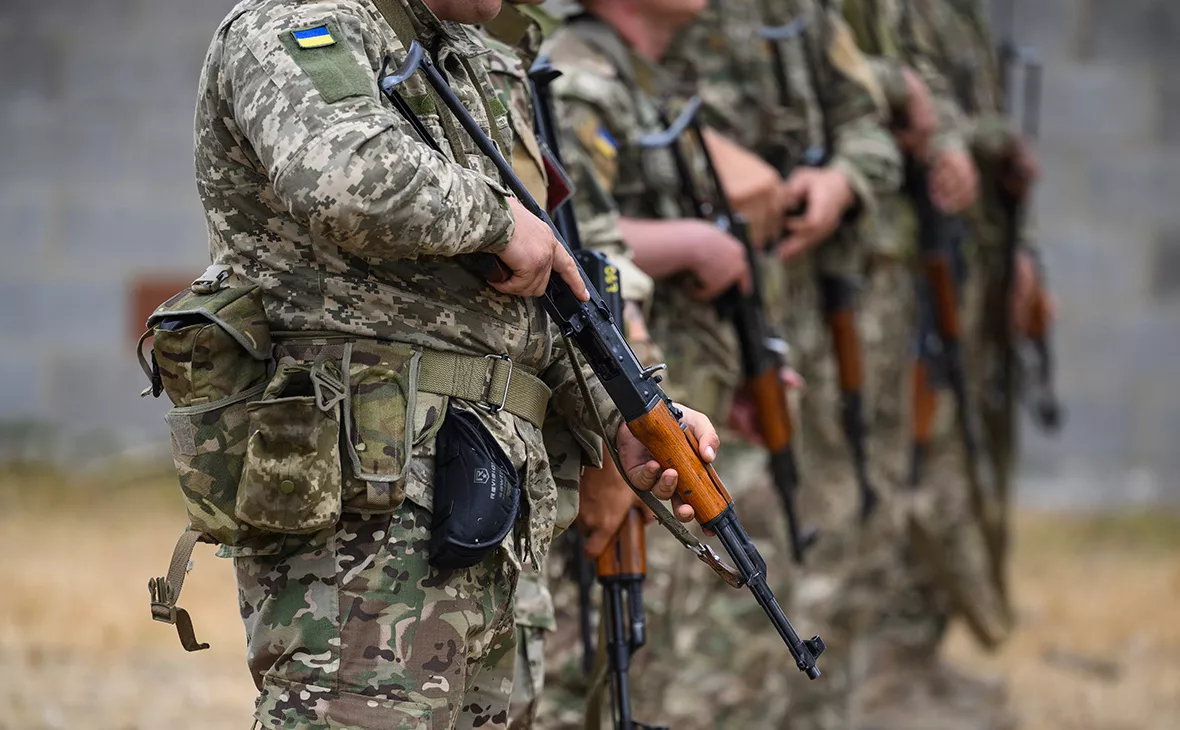 Leon Neal / Getty Images