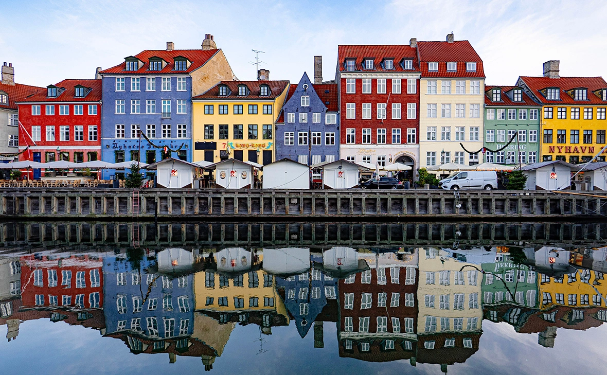 Francis Crisostomo / Shutterstock