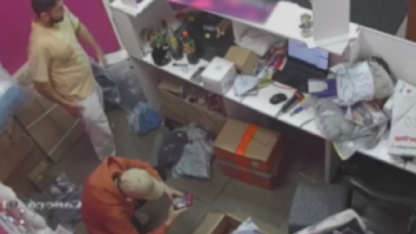 В Бронницах работники ПВЗ украли часы, одежду и квадрокоптеры на ₽5 млн