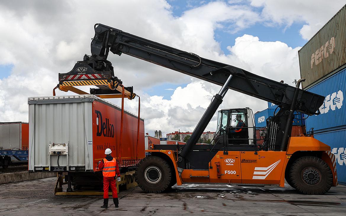 Власти решили закрепить схему «вези или плати» на РЖД