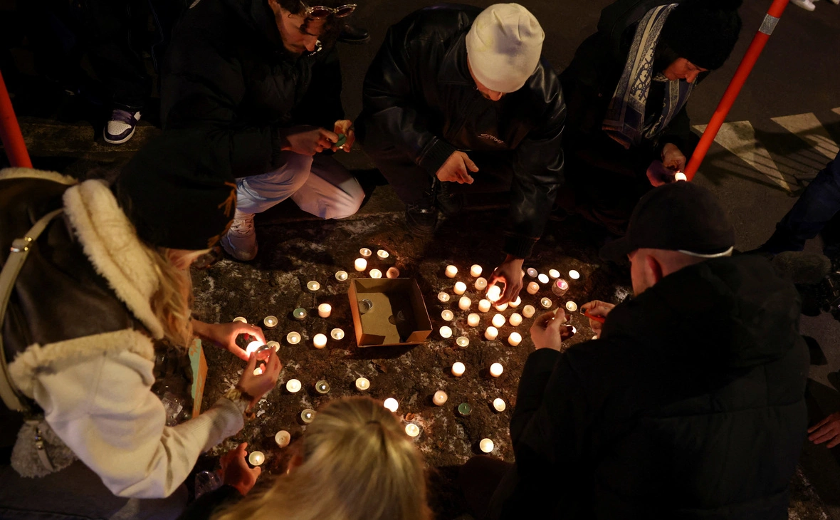 Denis Balibouse / Reuters