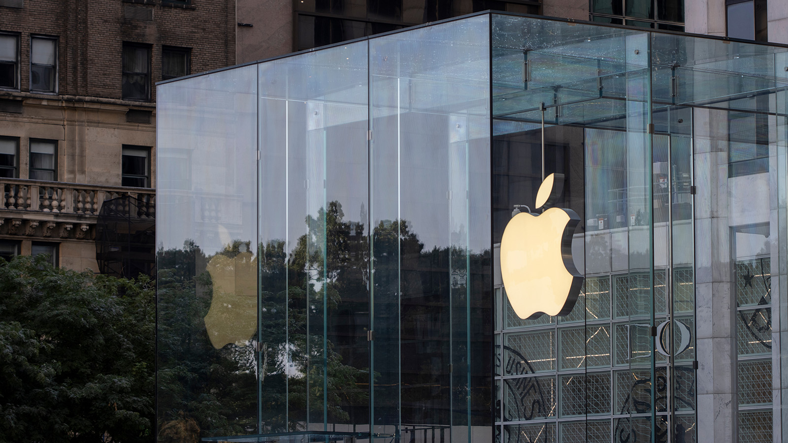 Apple превратит свои умные очки в устройство для фитнеса
