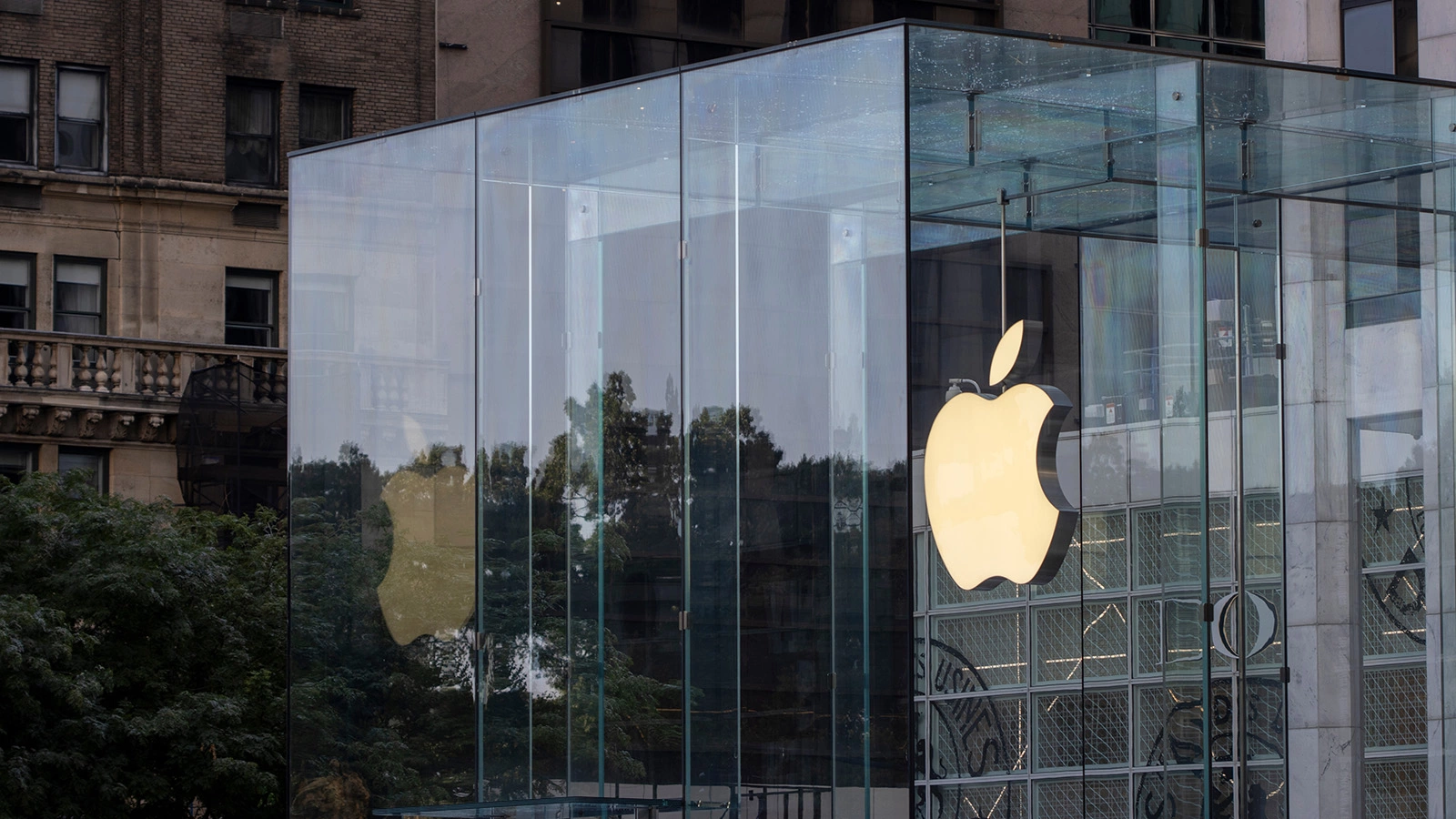 Apple превратит свои умные очки в устройство для фитнеса