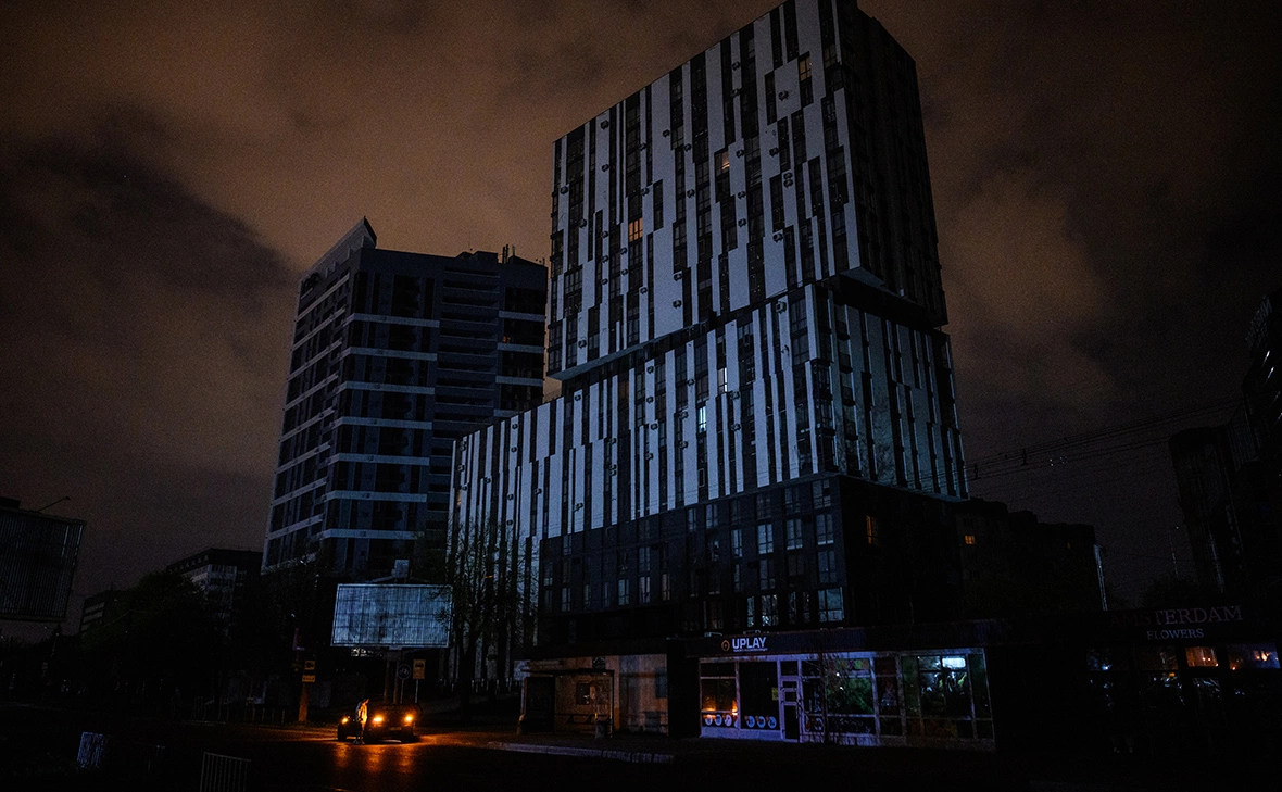 Leon Neal / Getty Images