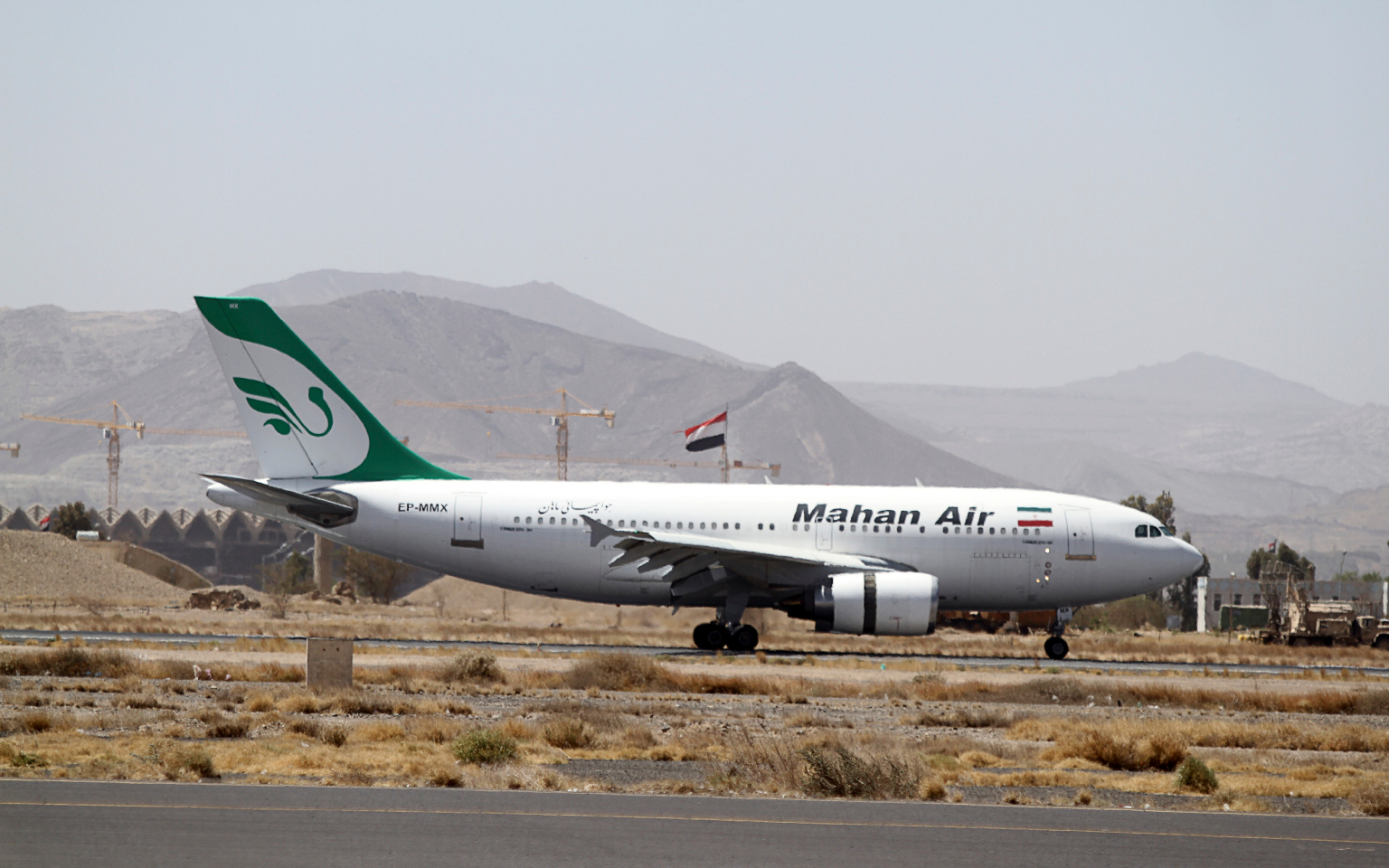 СМИ сообщили о перехвате иранского лайнера истребителями F-15