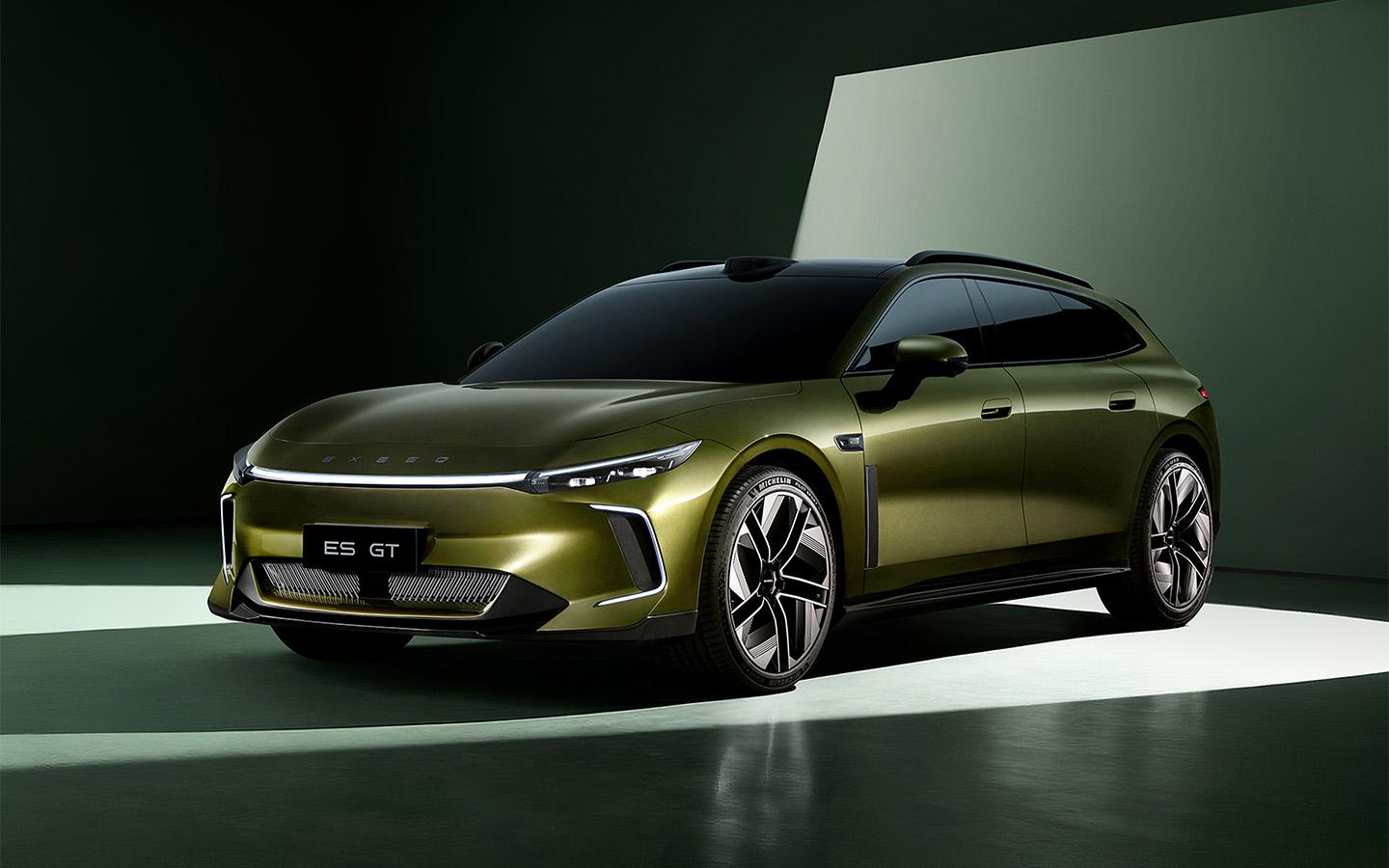 Exeed представил четыре новые модели. Среди них — флагман и концепт