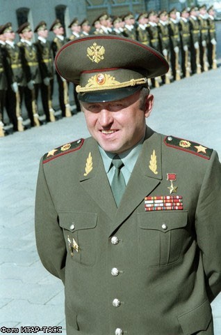 Павел Грачев