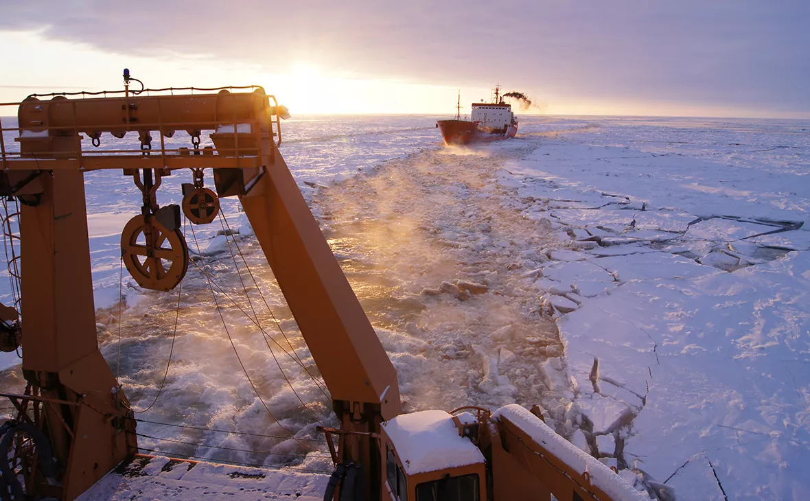 Seaman Benjamin Nocerini / U.S. Coast Guard / Reuters
