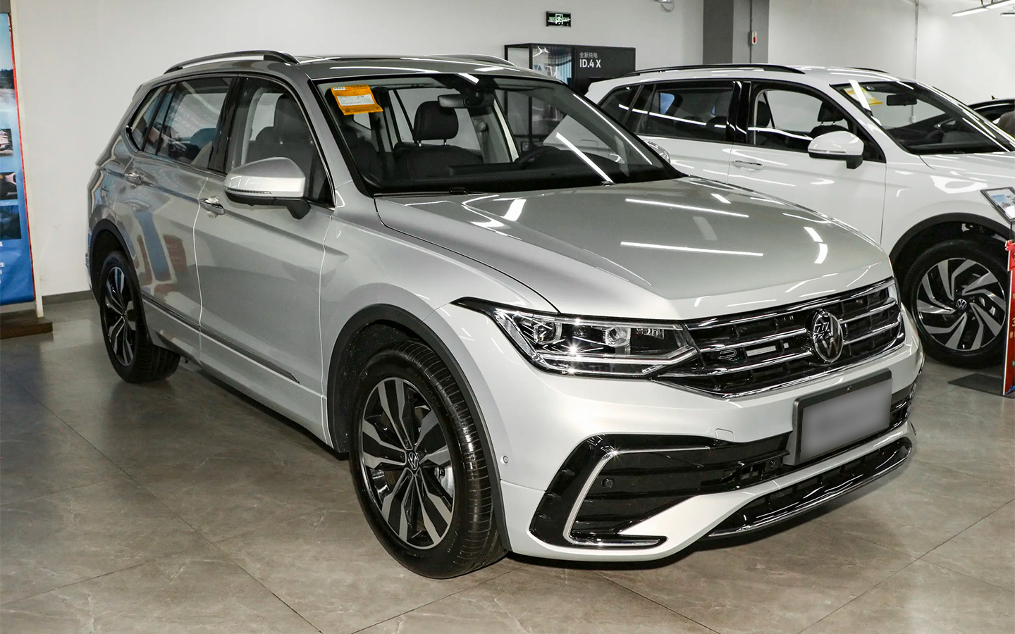 Volkswagen Tiguan L