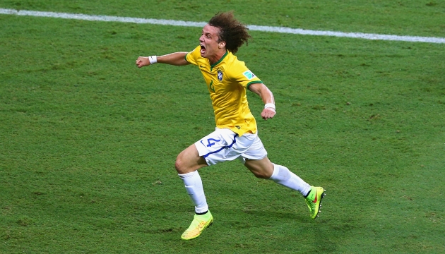 Давид Луис стал автором победного гола в ворота Колумбии, забив могучим ударом со штрафного