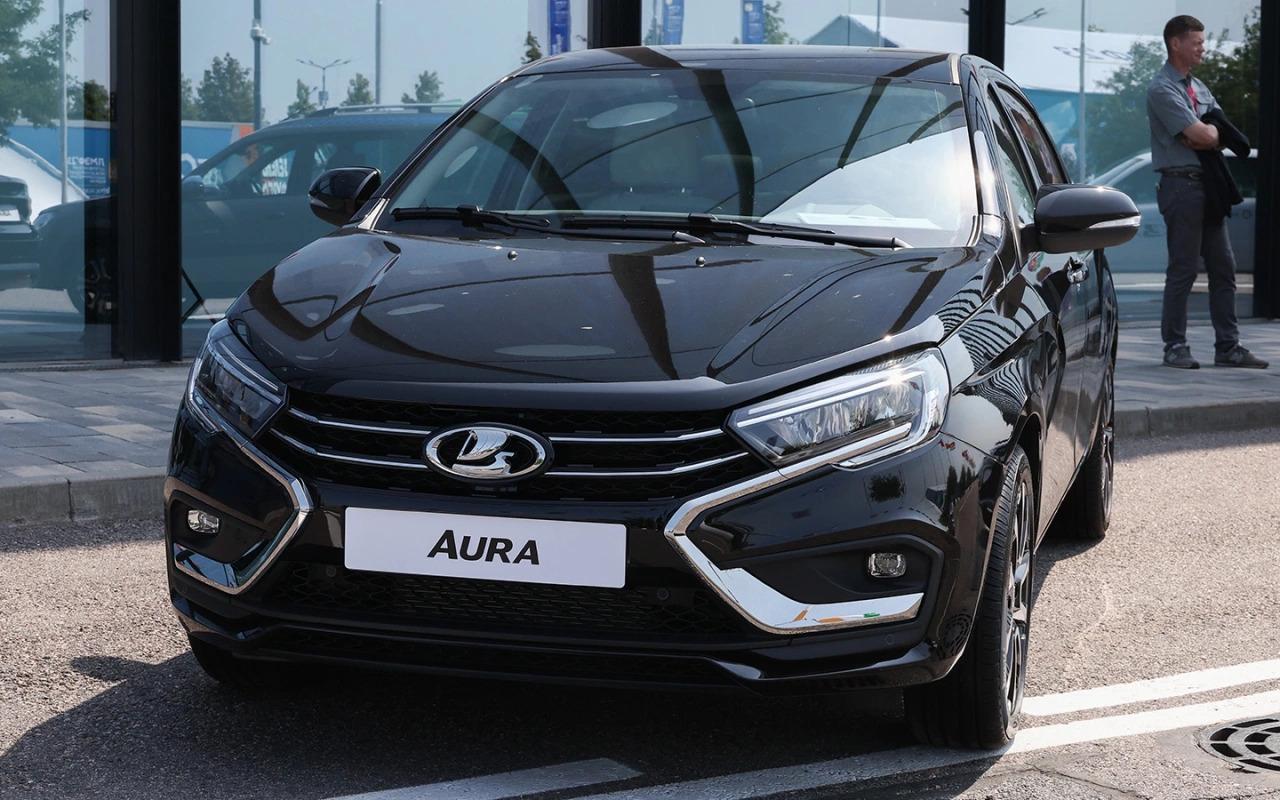 Глава АвтоВАЗа назвал стоимость Lada Aura. Она готова к продаже