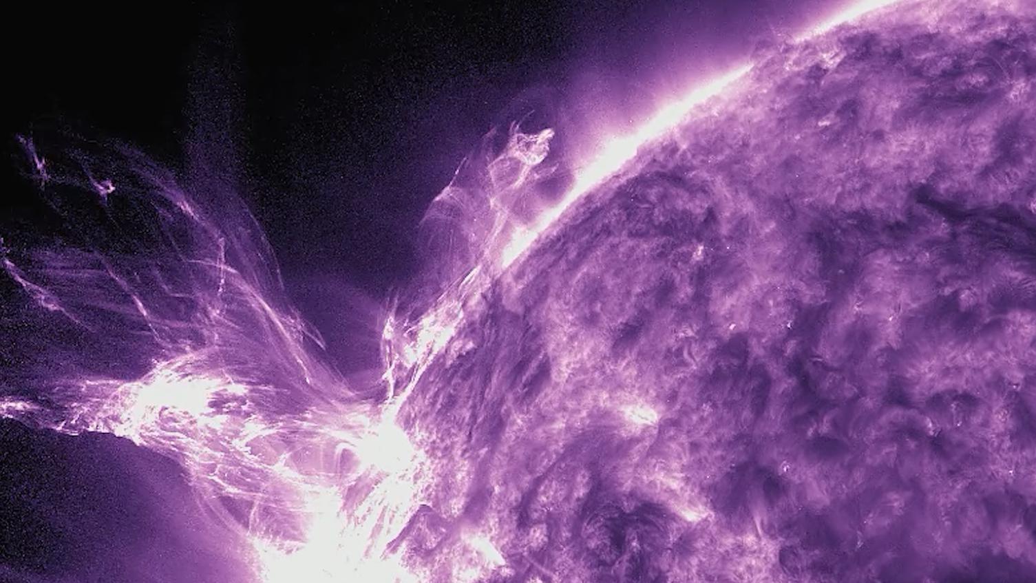 Новую мощную вспышку на Солнце ученые назвали «полным безумием для науки»