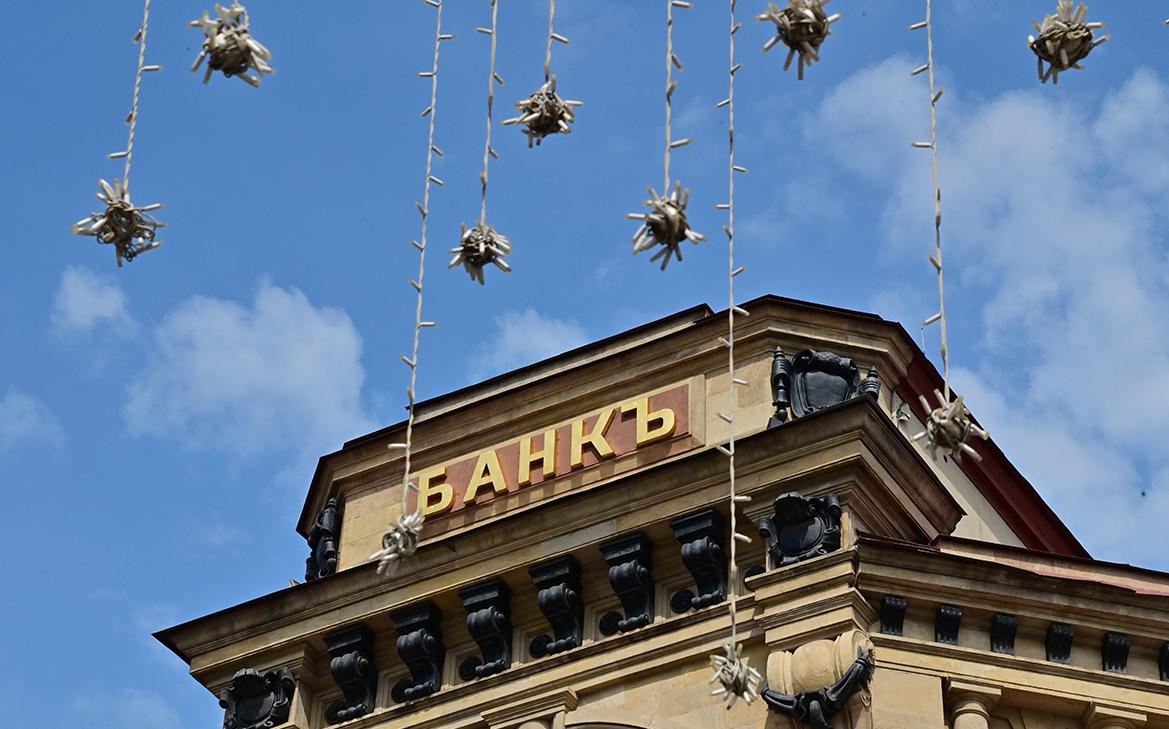 Средняя доходность по полугодовым вкладам опустилась ниже 19%