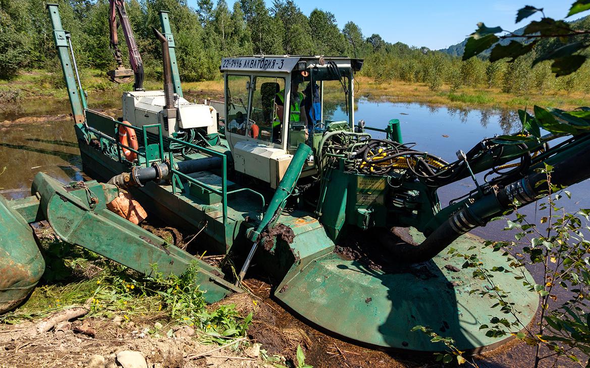 Цыденов объяснил закон о рубках на Байкале угрозой катастрофического селя