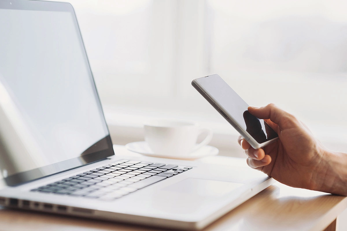 Выбор способа зависит от объема данных, доступной памяти и предпочтений пользователя