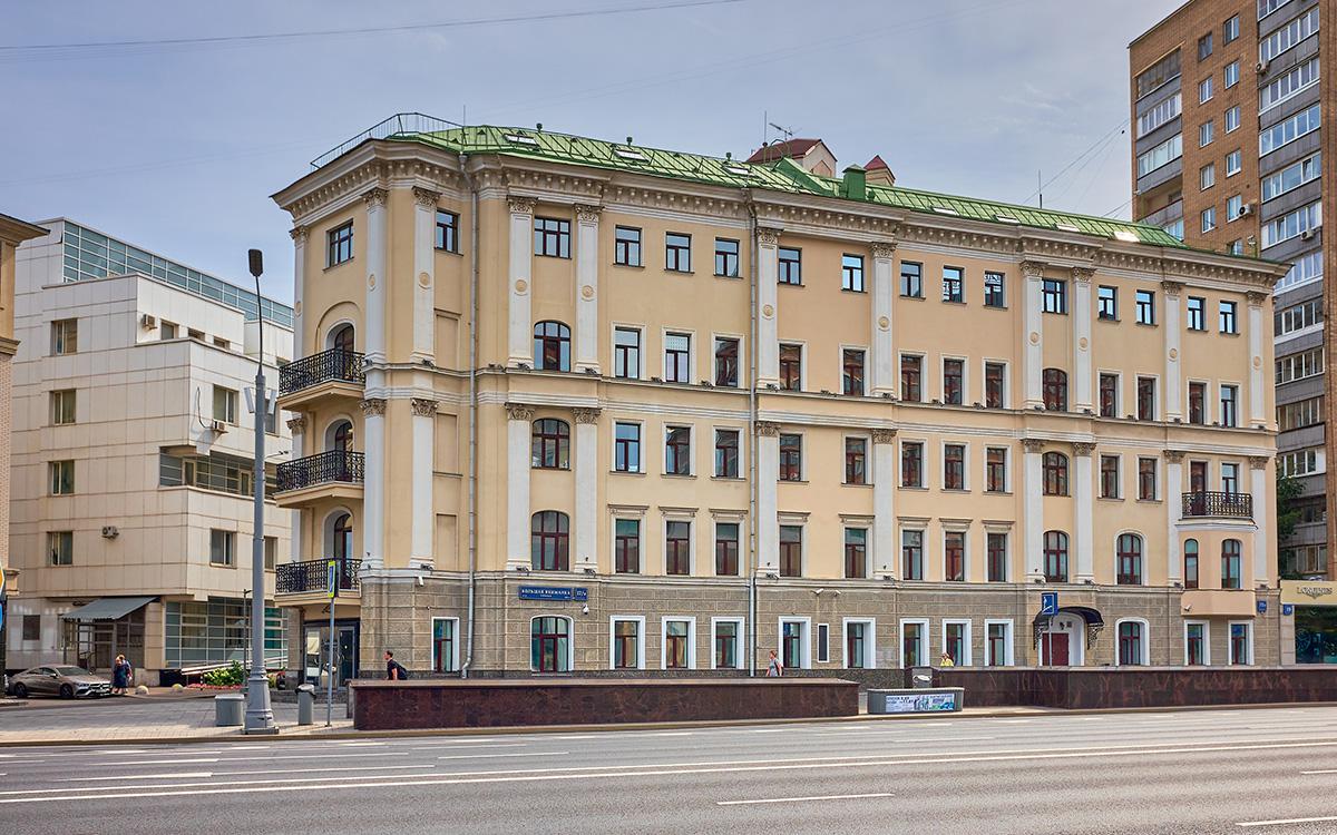 Якиманка стала лидером среди районов Москвы по ценам на вторичное жилье