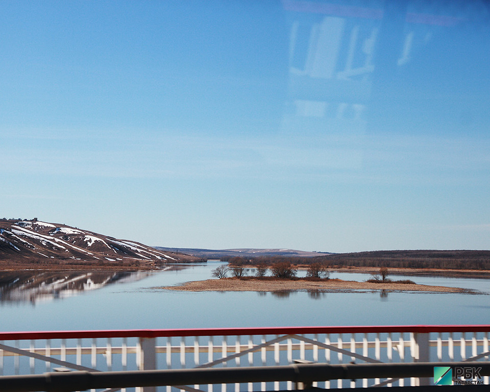 В Татарстане из-за подъема Свияги подтопило два моста