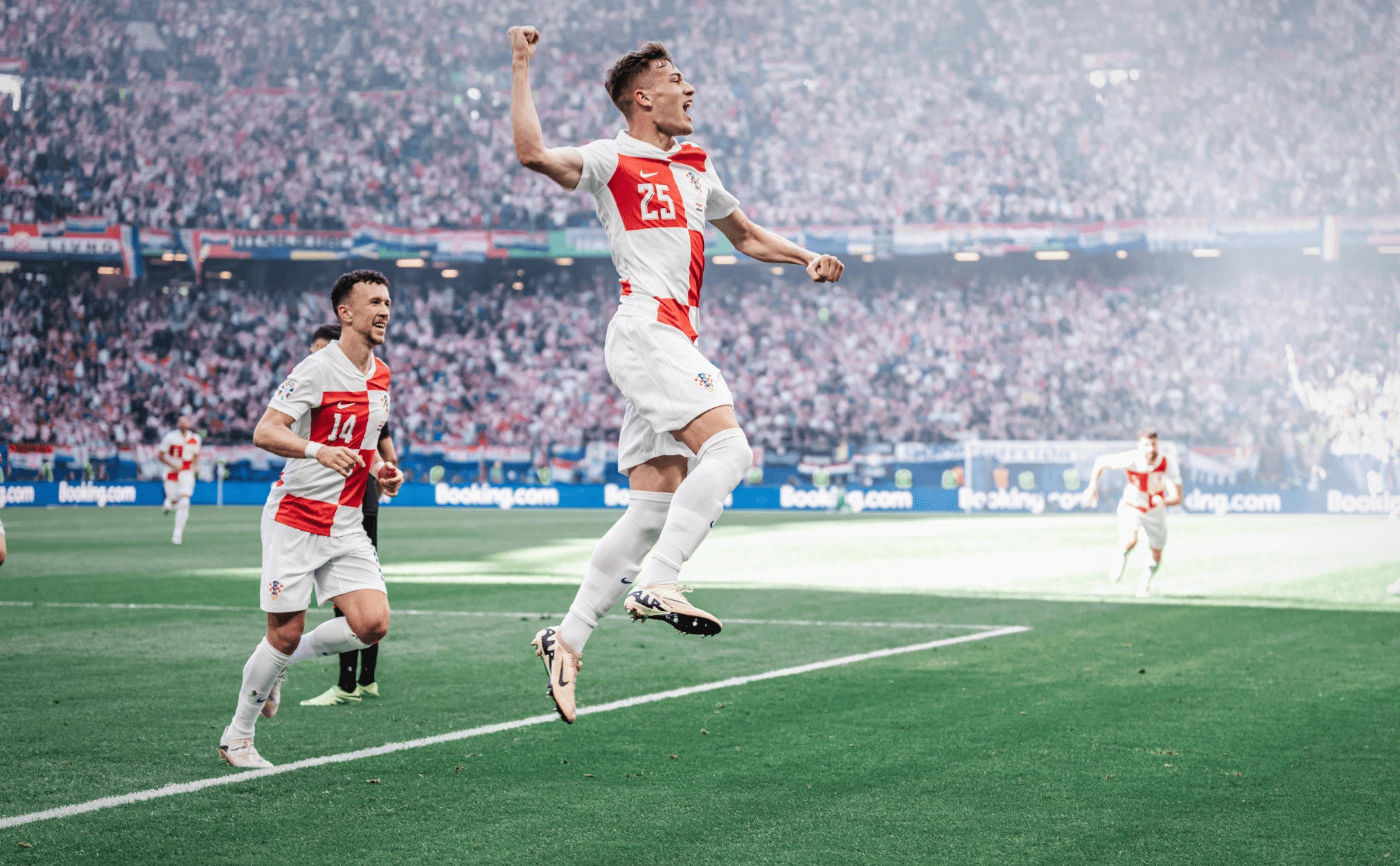 IMAGO/Justus Stegemann / Global look press