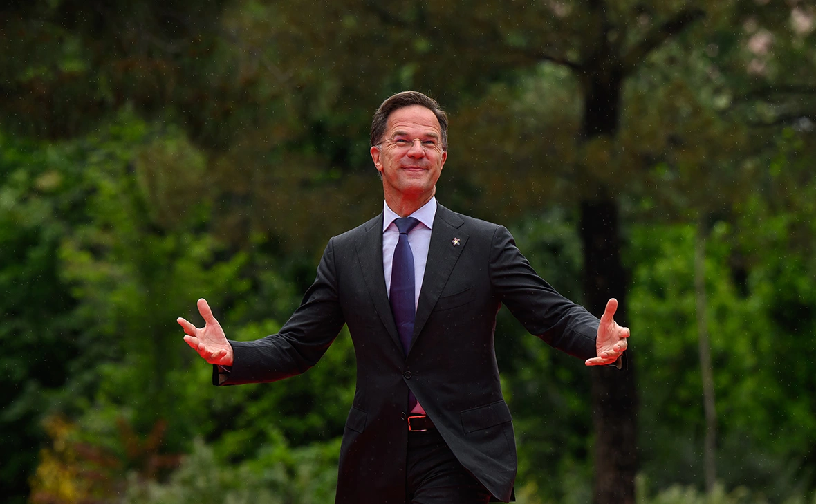 Leon Neal / Getty Images