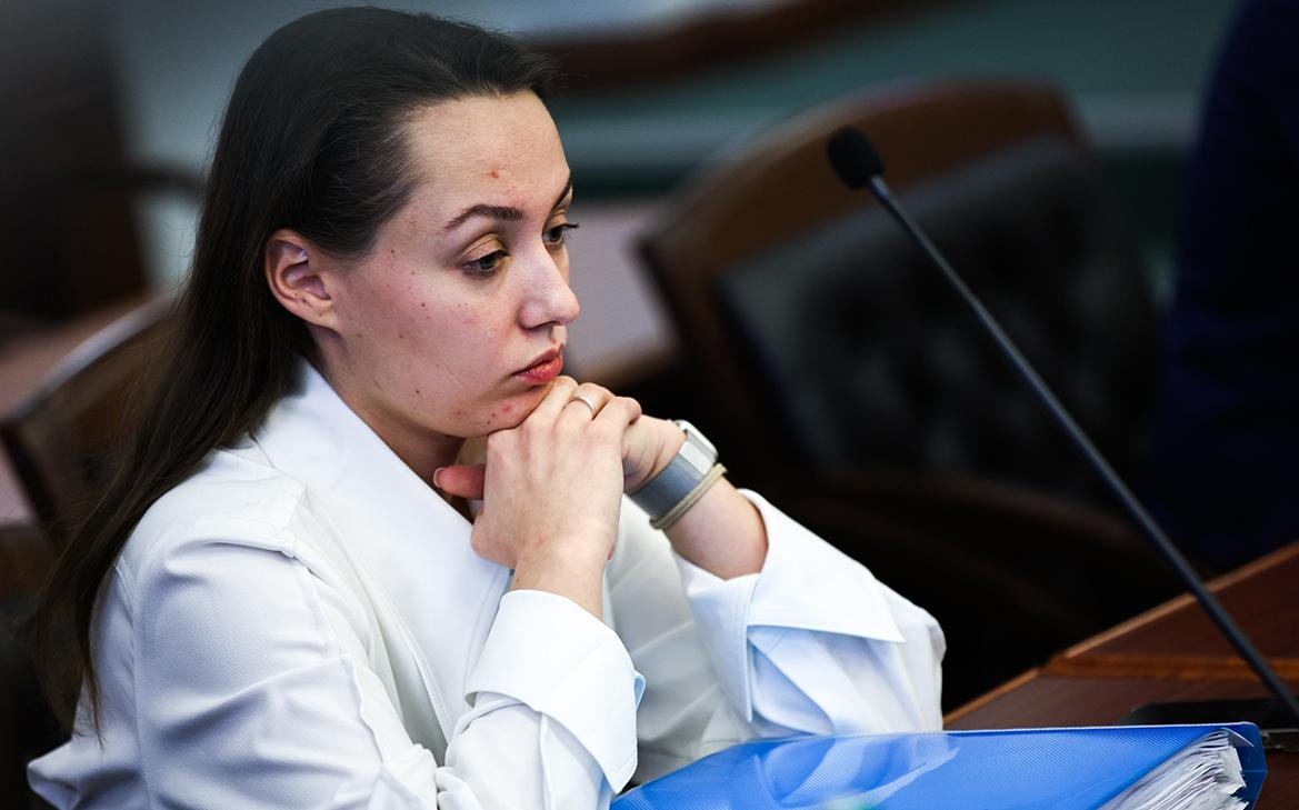 Адвокат Долиной заявила о согласии на двухсторонную реституцию