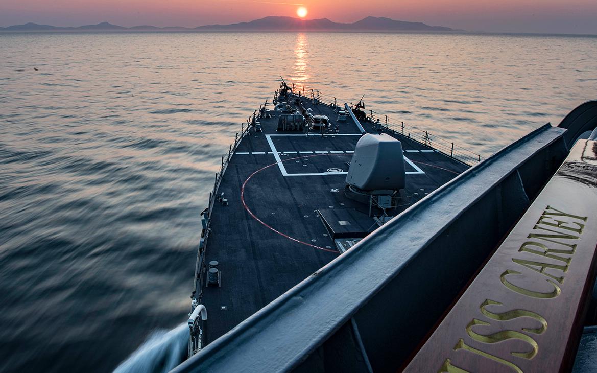 Американский эсминец USS Carney подвергся атаке в Красном море