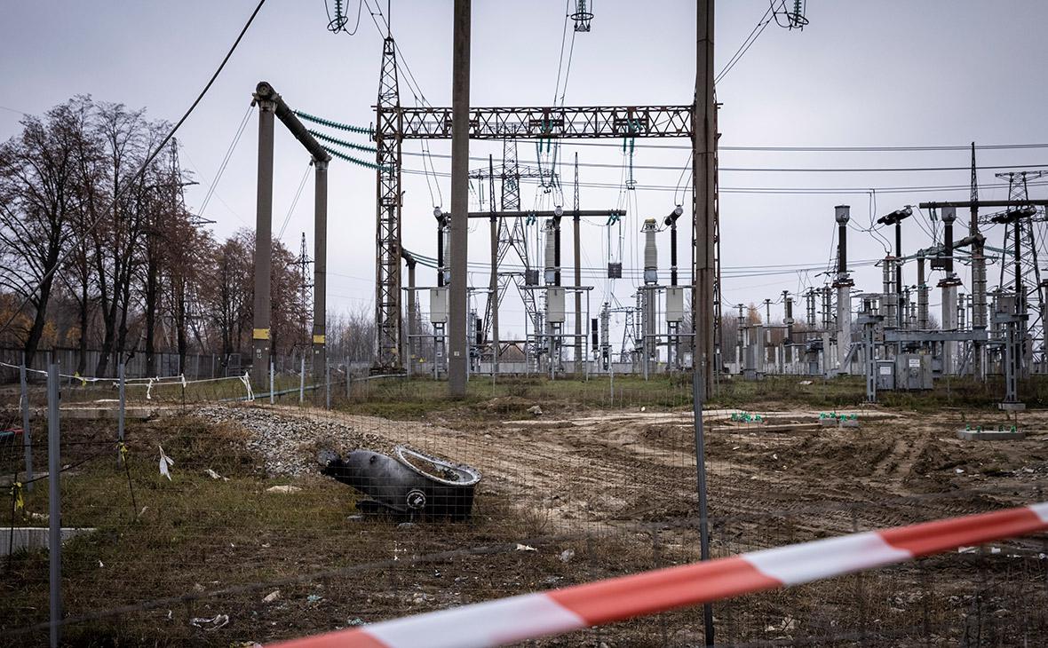 Киев выразил надежду покрыть дефицит электричества за счет импорта из ЕС"/>













