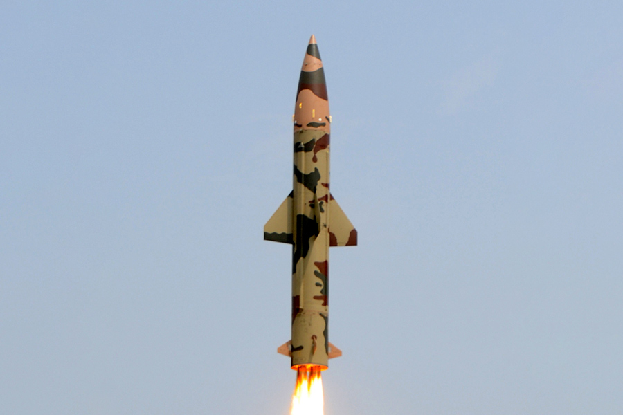 Prithvi-II&nbsp;&mdash; одноступенчатая жидкостная ракета на мобильной пусковой установке, рассчитанная на запуск снаряда на расстояние до 350&nbsp;км
