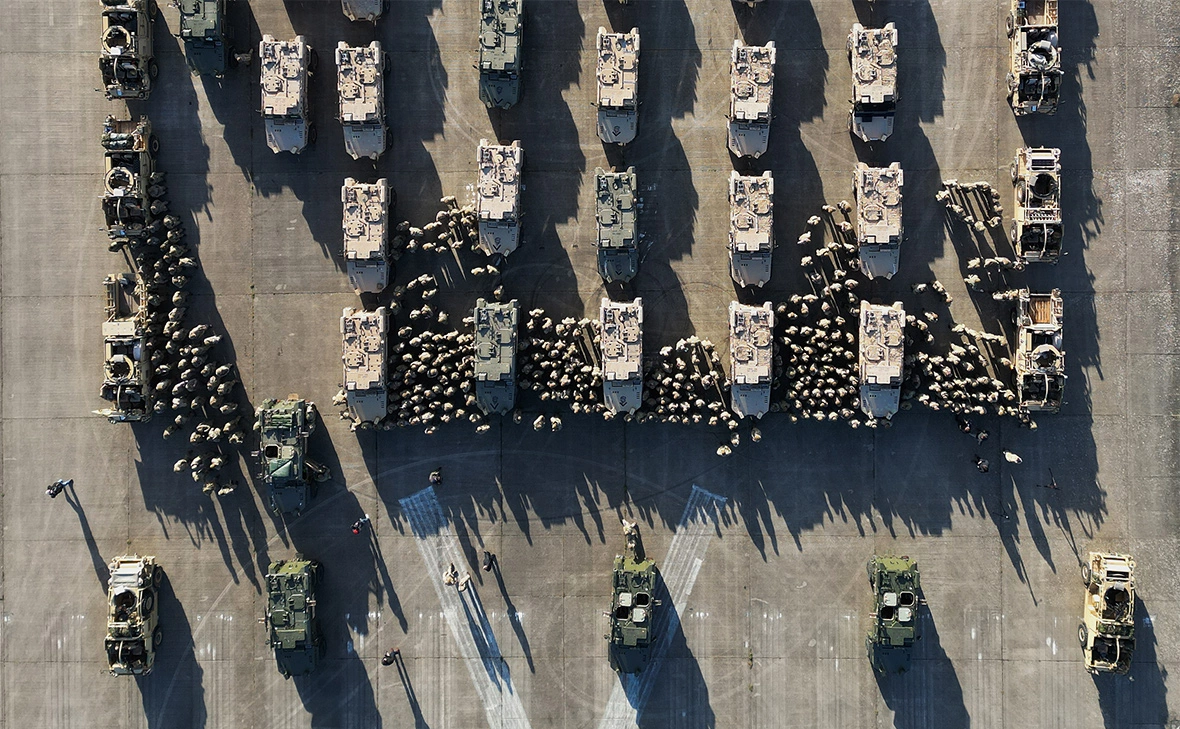 Leon Neal / Getty Images