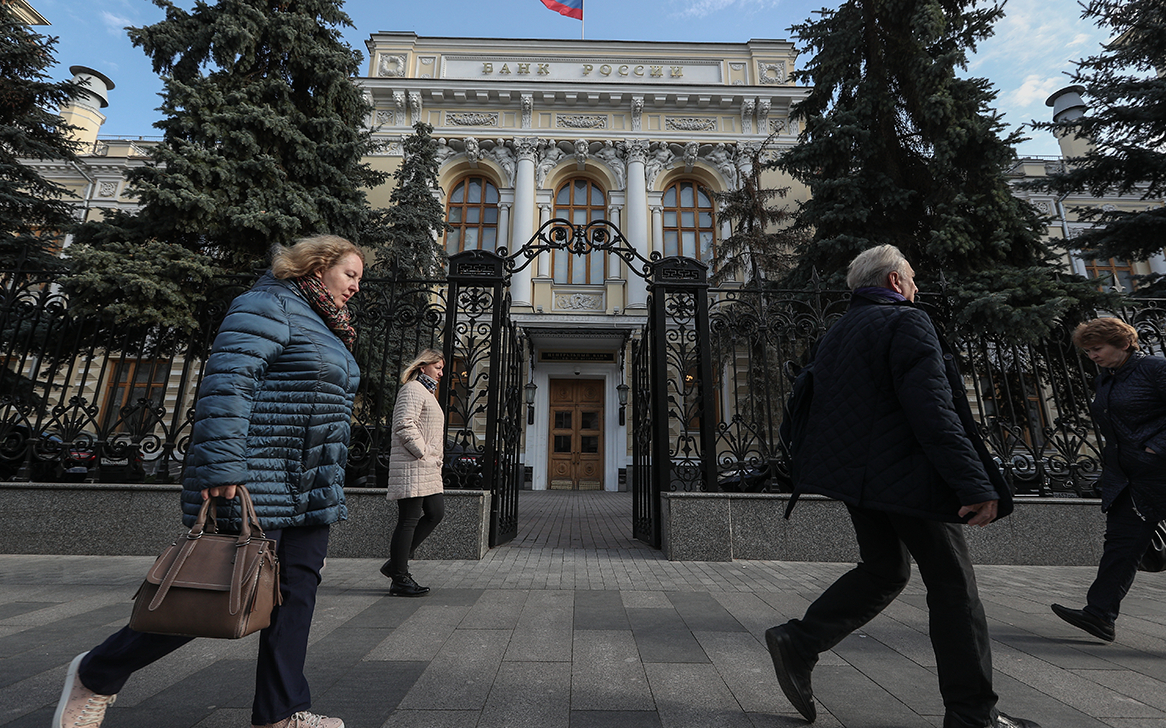 Сенаторы призвали Байдена дать Украине максимальный доступ к разведданным"/>














